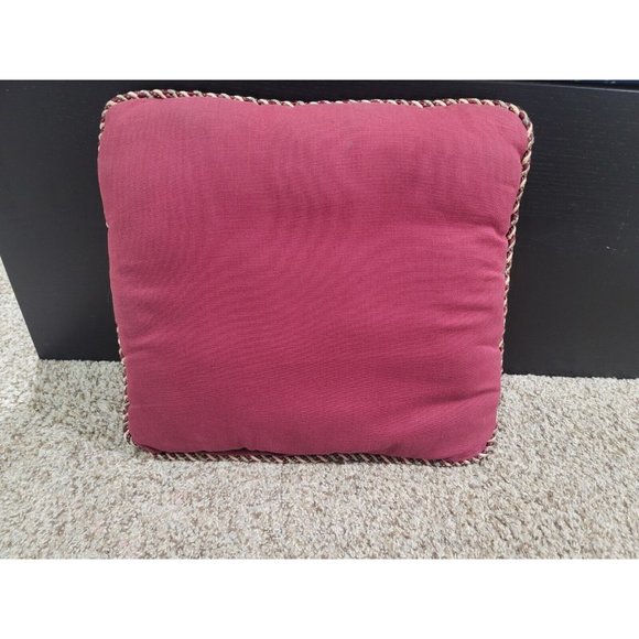 VINTAGE LAB PUPPIES DOG CHRISTMAS TAPESTRY PILLOW BY MIA LANE. PRESENTS 14" . - Picture 5 of 11